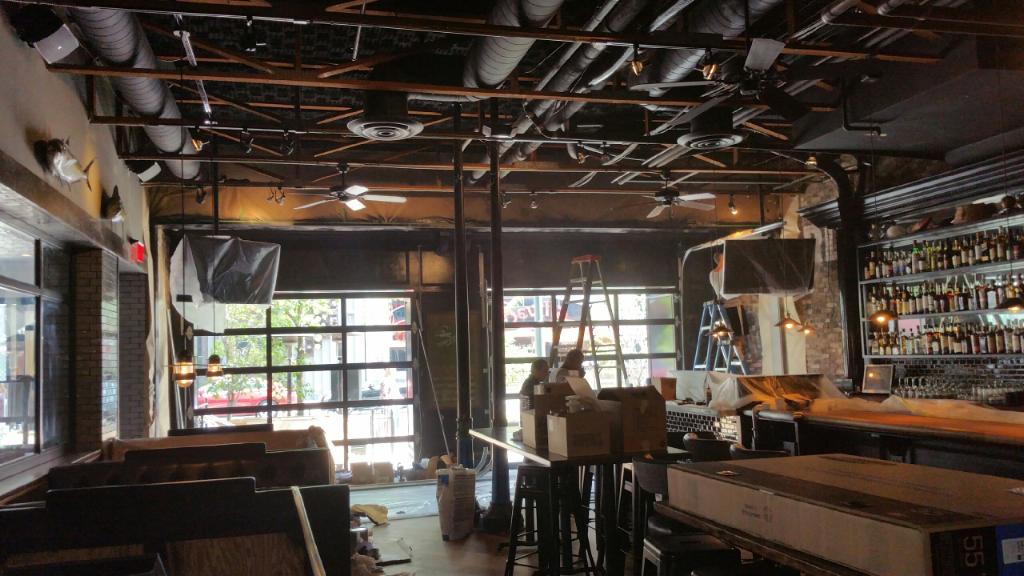 Bar & Restaurant Modern Glass Garage Doors Countertop - Image 5