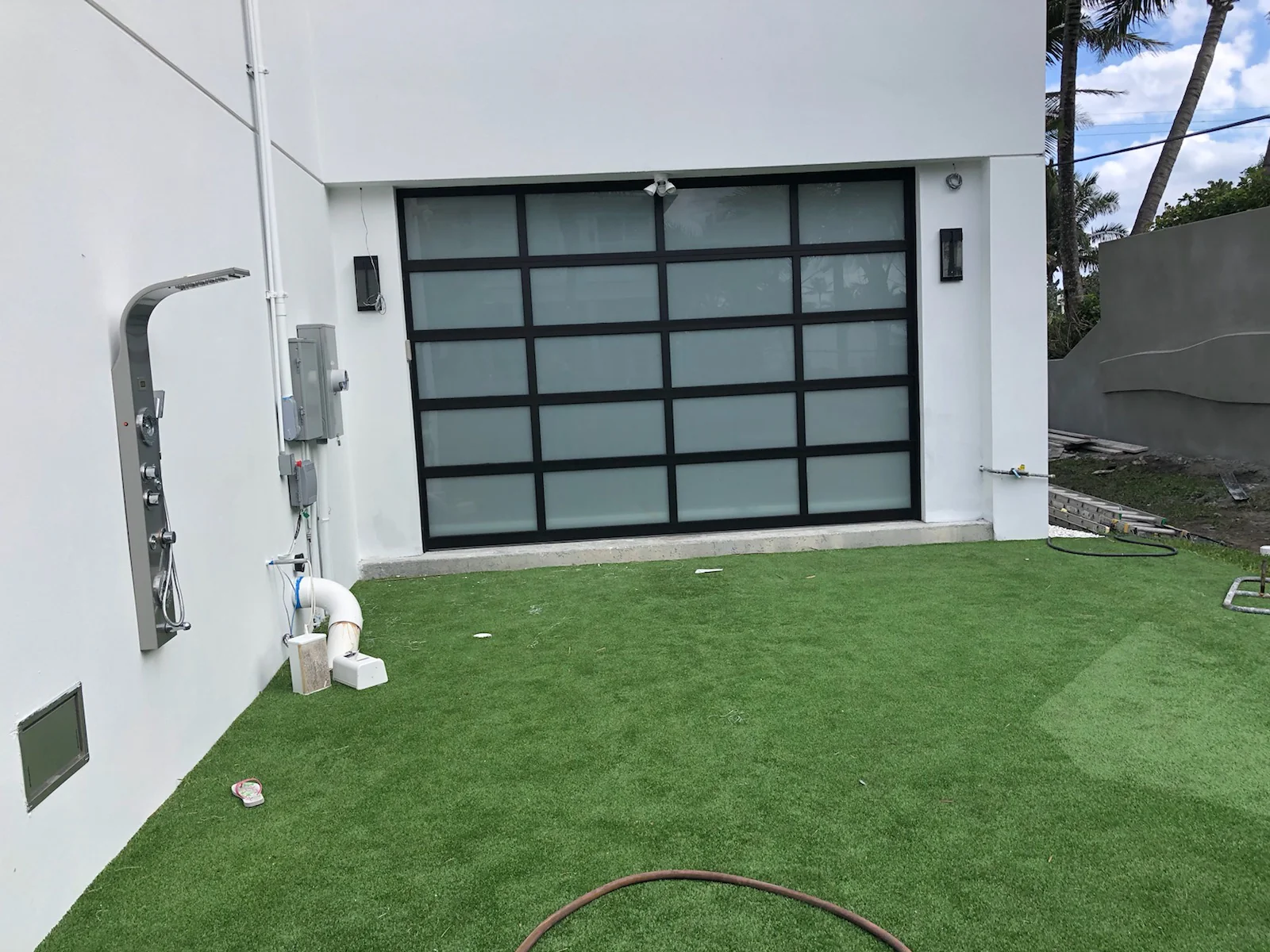 Contemporary Black Aluminum & White Laminate (Privacy) Glass Garage Door - Image 21