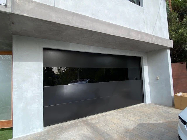 Infinity - Flush Panel Smooth Steel Garage Door with Horizontal Modern Glass Modern Design - Image 15