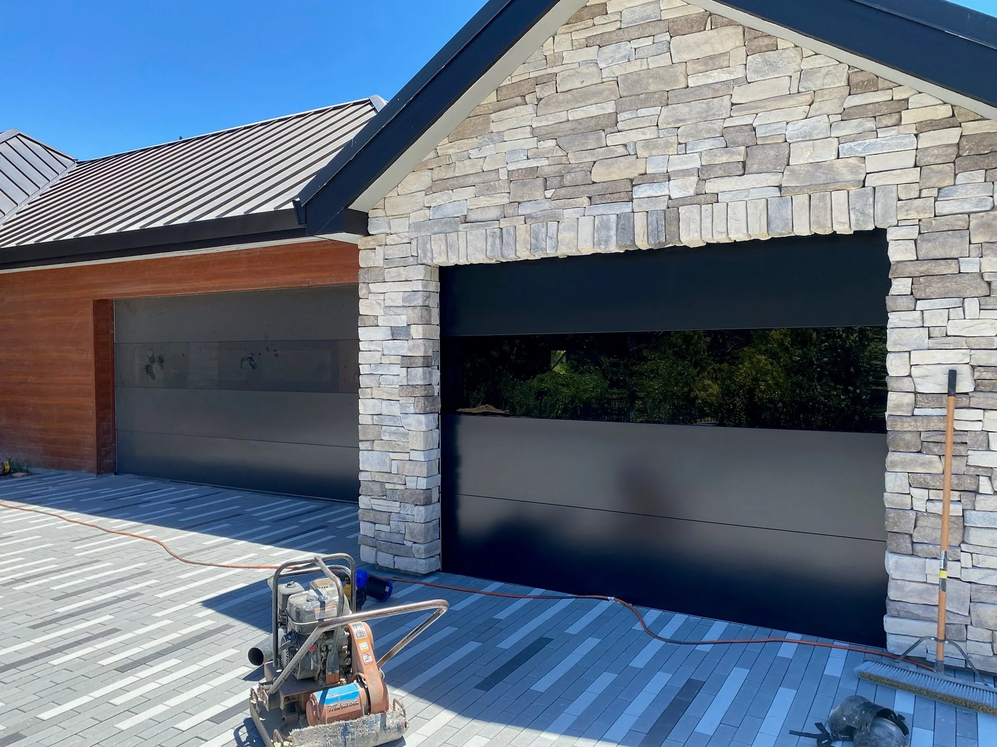 Infinity - Flush Panel Smooth Steel Garage Door with Horizontal Modern Glass Modern Design - Image 19