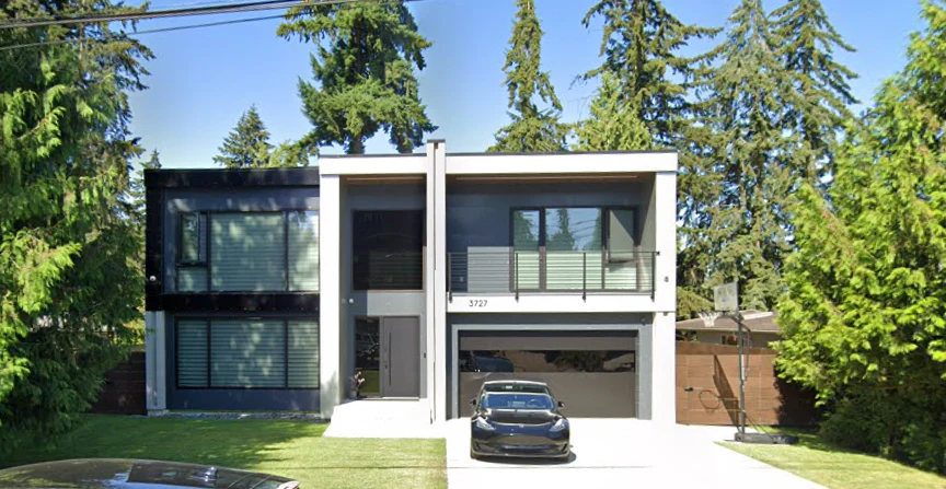 Infinity - Flush Panel Smooth Steel Garage Door with Horizontal Modern Glass Modern Design - Image 20