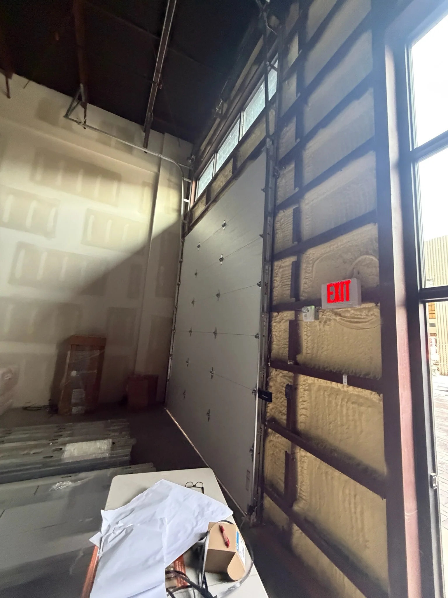 Infinity - Flush Panel Smooth Steel Garage Door with Horizontal Modern Glass Modern Design - Image 22