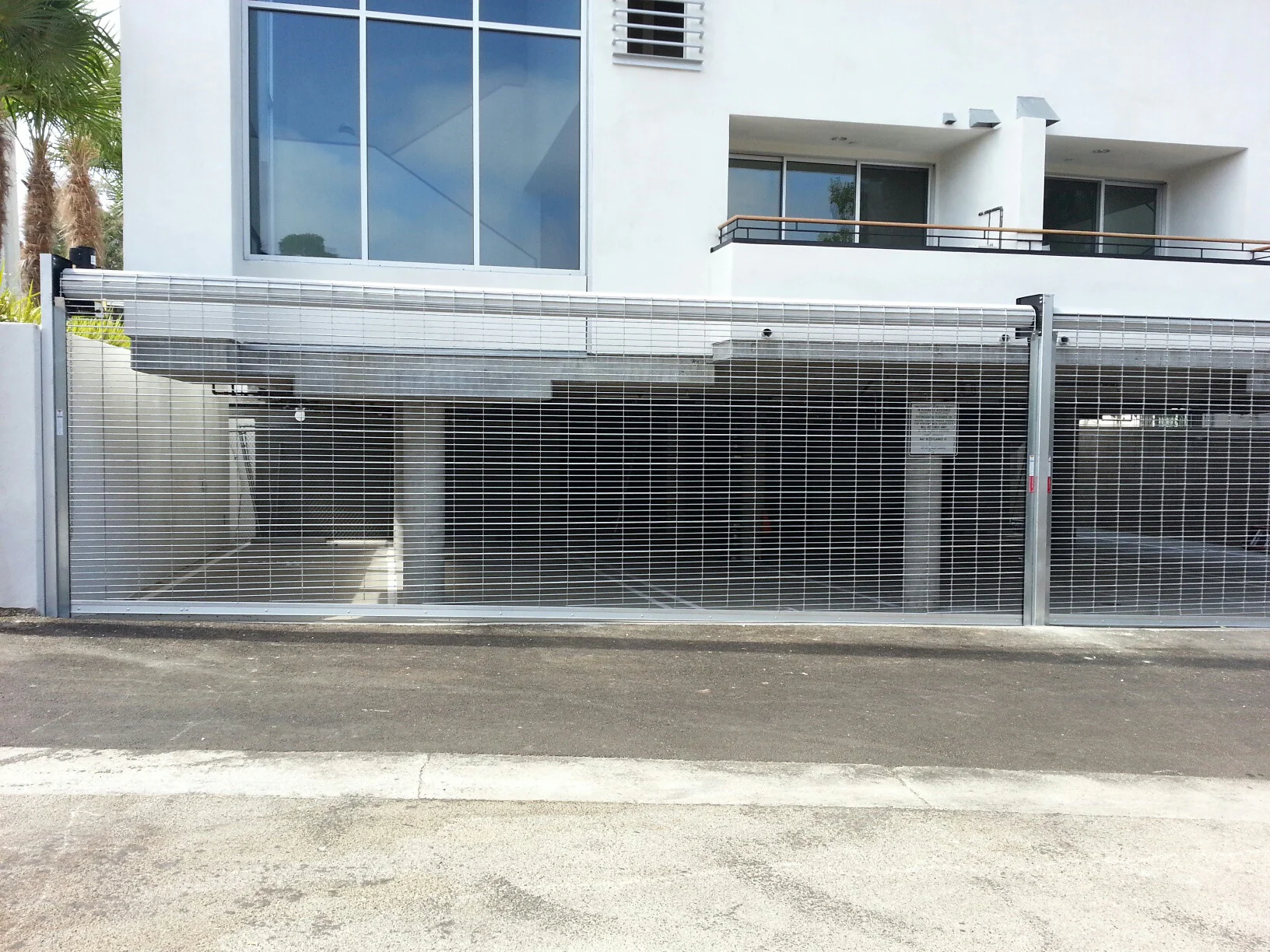Model SG700 - Security Aluminum Grill Roll Up Door - Image 3