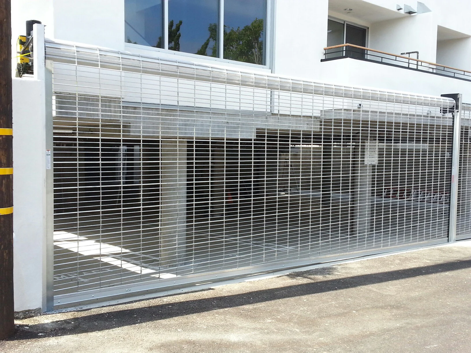 Model SG700 - Security Aluminum Grill Roll Up Door - Image 5