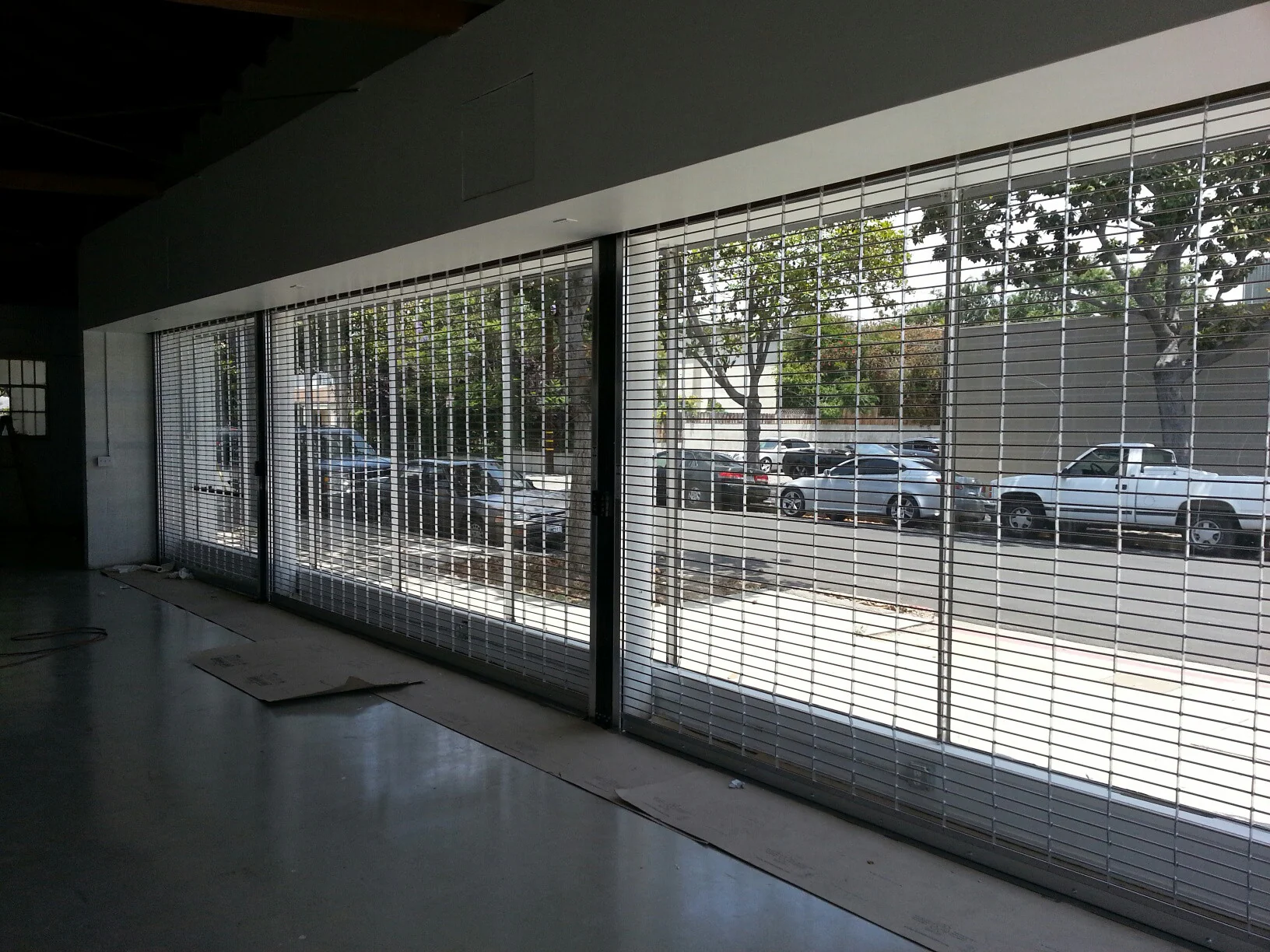 Model SG700 - Security Aluminum Grill Roll Up Door - Image 6